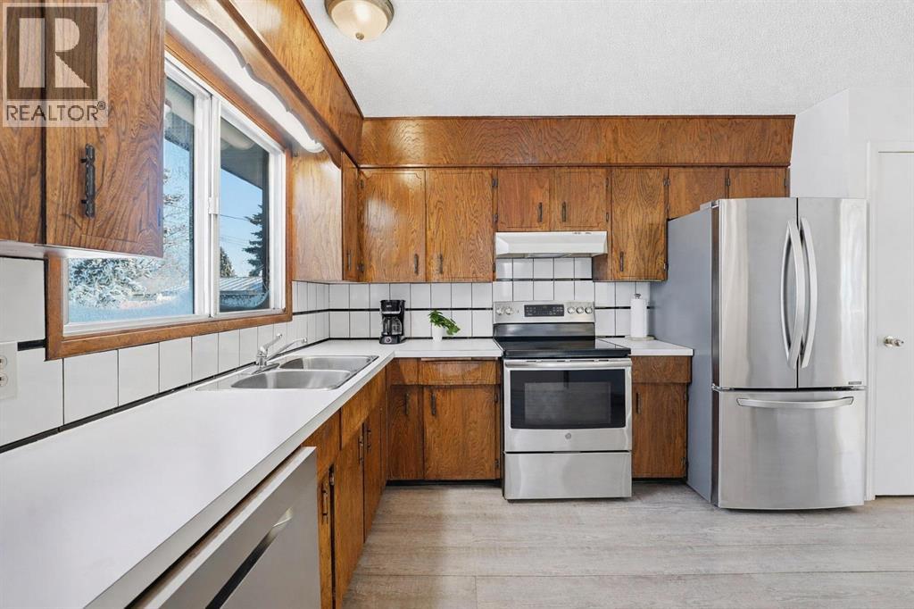 5720 Madigan Drive Ne, Calgary, Alberta  T2A 4P5 - Photo 10 - A2287526