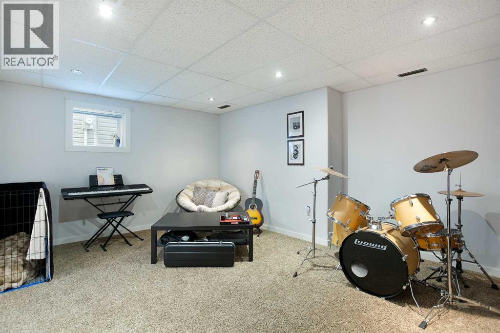 2016 Windsong Drive Sw, Airdrie, Alberta  T4B 0P6 - Photo 32 - A2293326