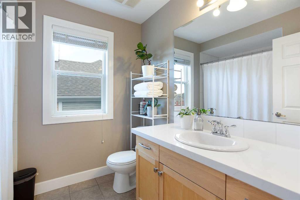 2016 Windsong Drive Sw, Airdrie, Alberta  T4B 0P6 - Photo 22 - A2293326