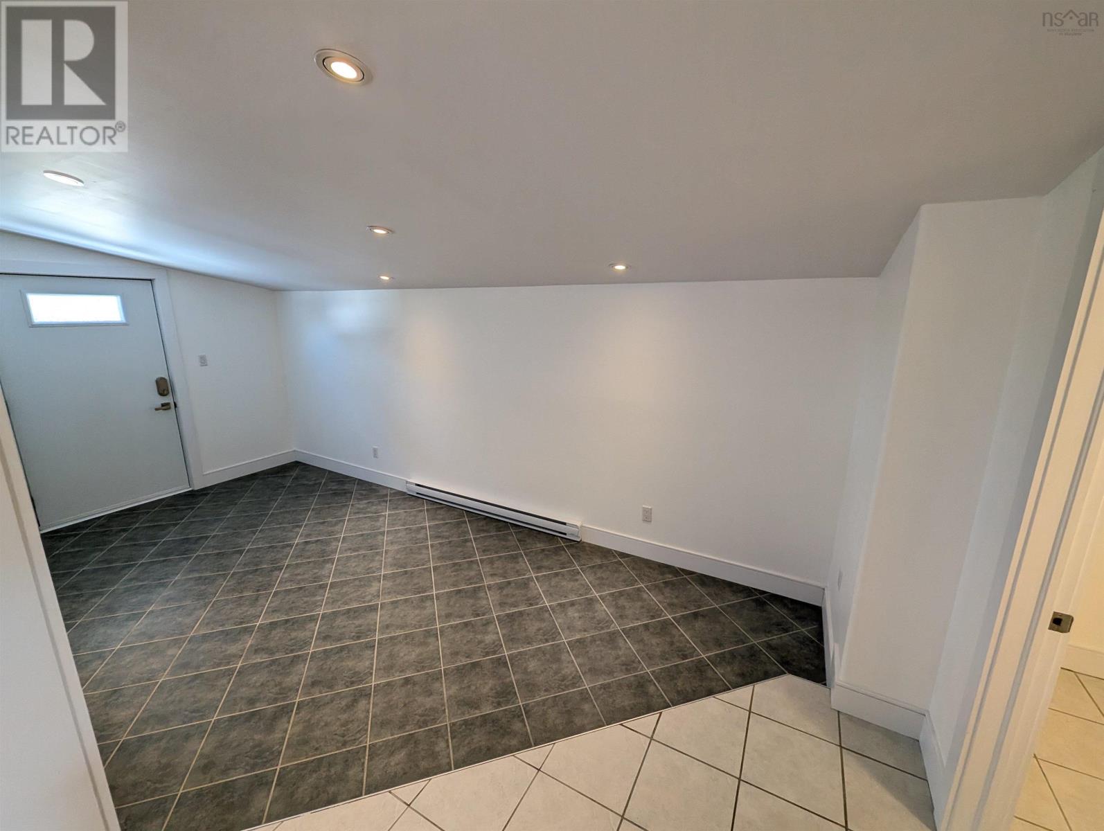 207 Highway 214, Elmsdale, Nova Scotia  B2S 1H9 - Photo 8 - 202605409