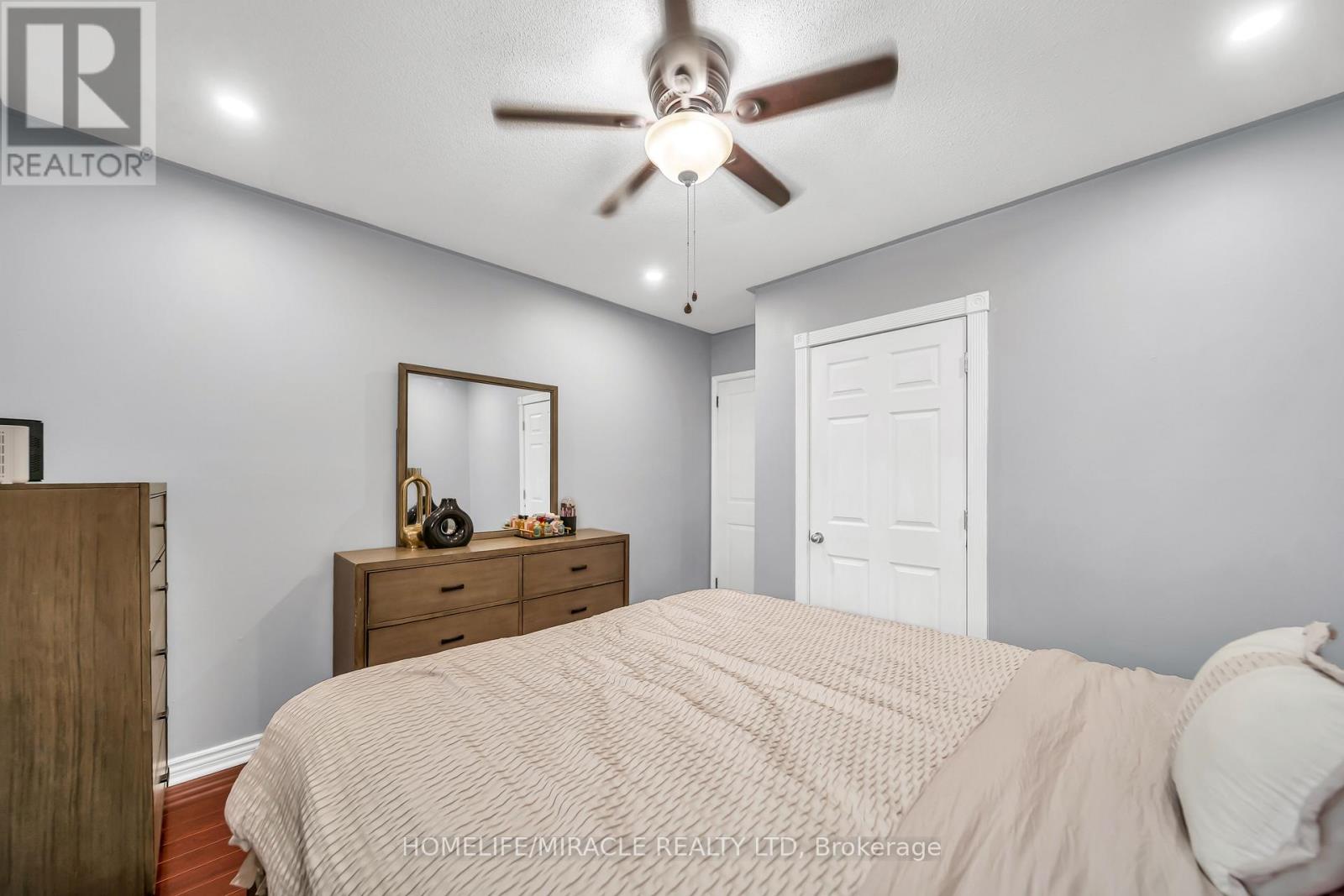 64 Drake Boulevard, Brampton, Ontario  L6T 3K9 - Photo 12 - W12918736