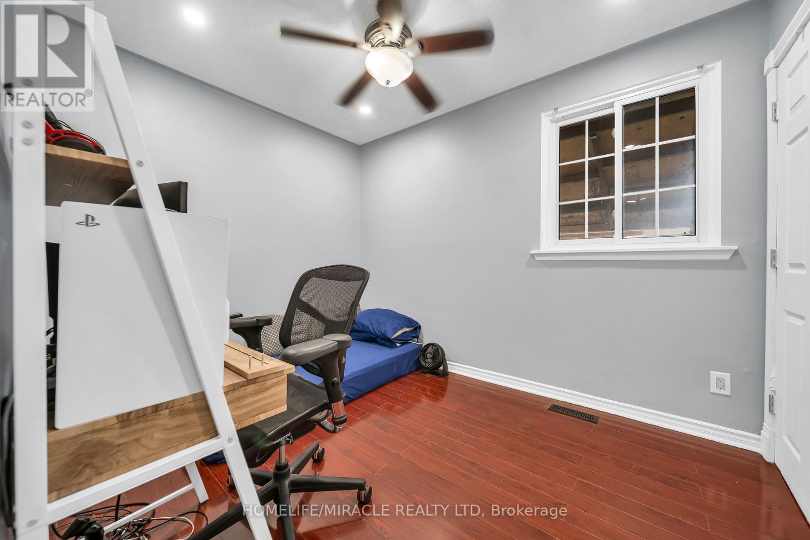 64 Drake Boulevard, Brampton, Ontario  L6T 3K9 - Photo 13 - W12918736