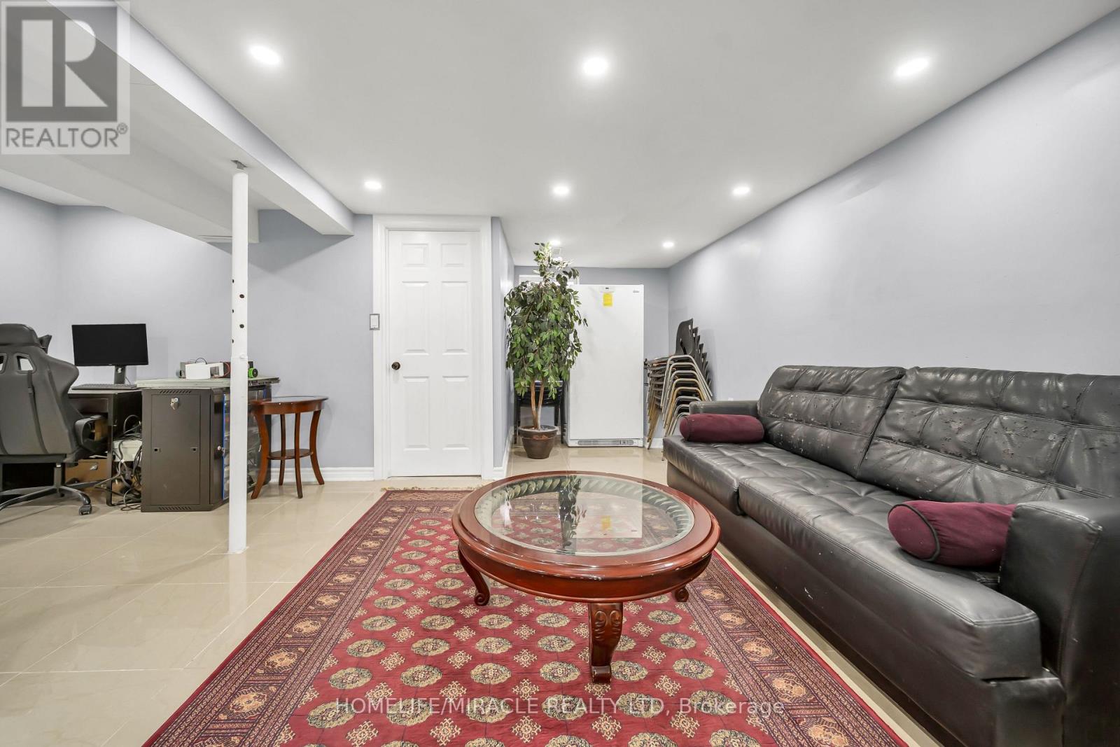 64 Drake Boulevard, Brampton, Ontario  L6T 3K9 - Photo 21 - W12918736