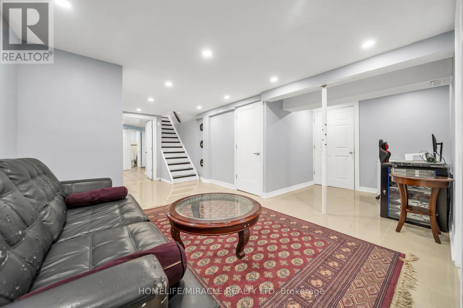 64 Drake Boulevard, Brampton, Ontario  L6T 3K9 - Photo 22 - W12918736