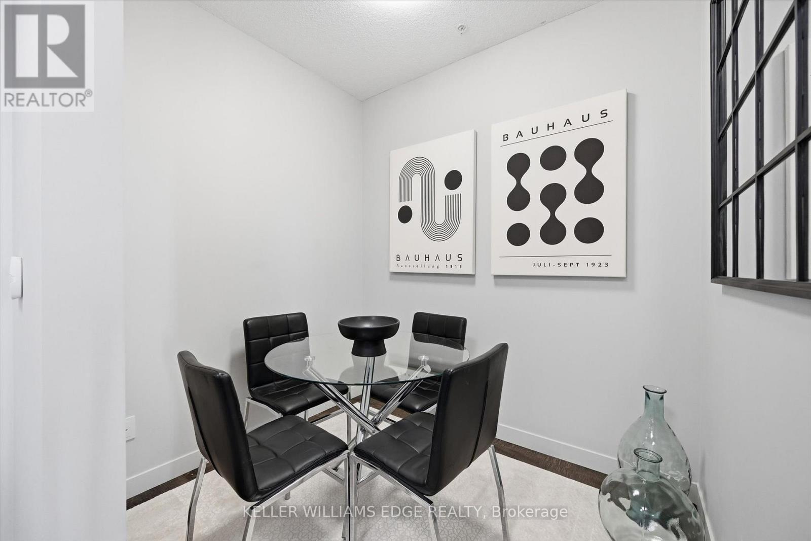 1205 - 2081 Fairview Street, Burlington, Ontario  L7R 0E4 - Photo 10 - W12918772