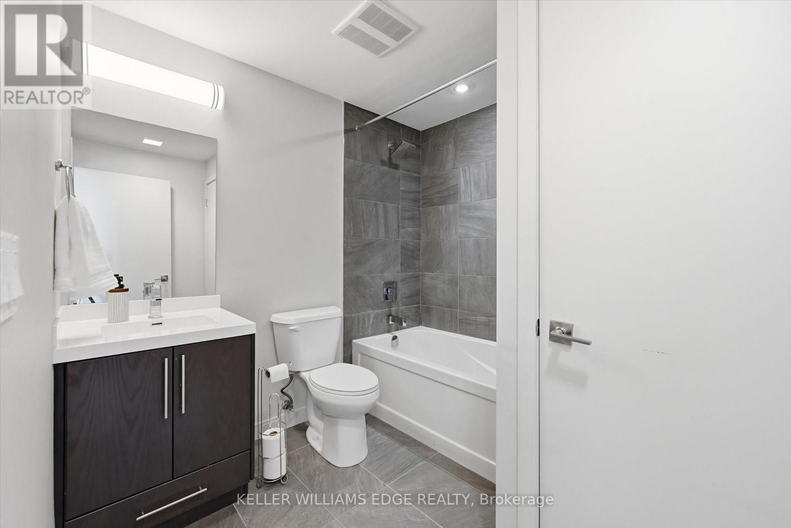 1205 - 2081 Fairview Street, Burlington, Ontario  L7R 0E4 - Photo 27 - W12918772