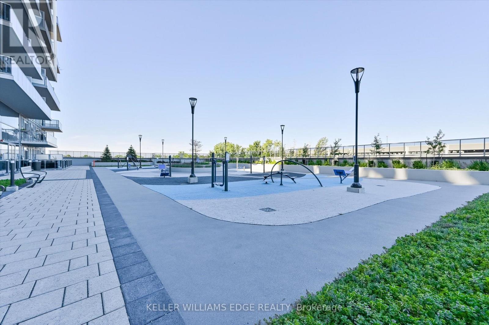 1205 - 2081 Fairview Street, Burlington, Ontario  L7R 0E4 - Photo 33 - W12918772