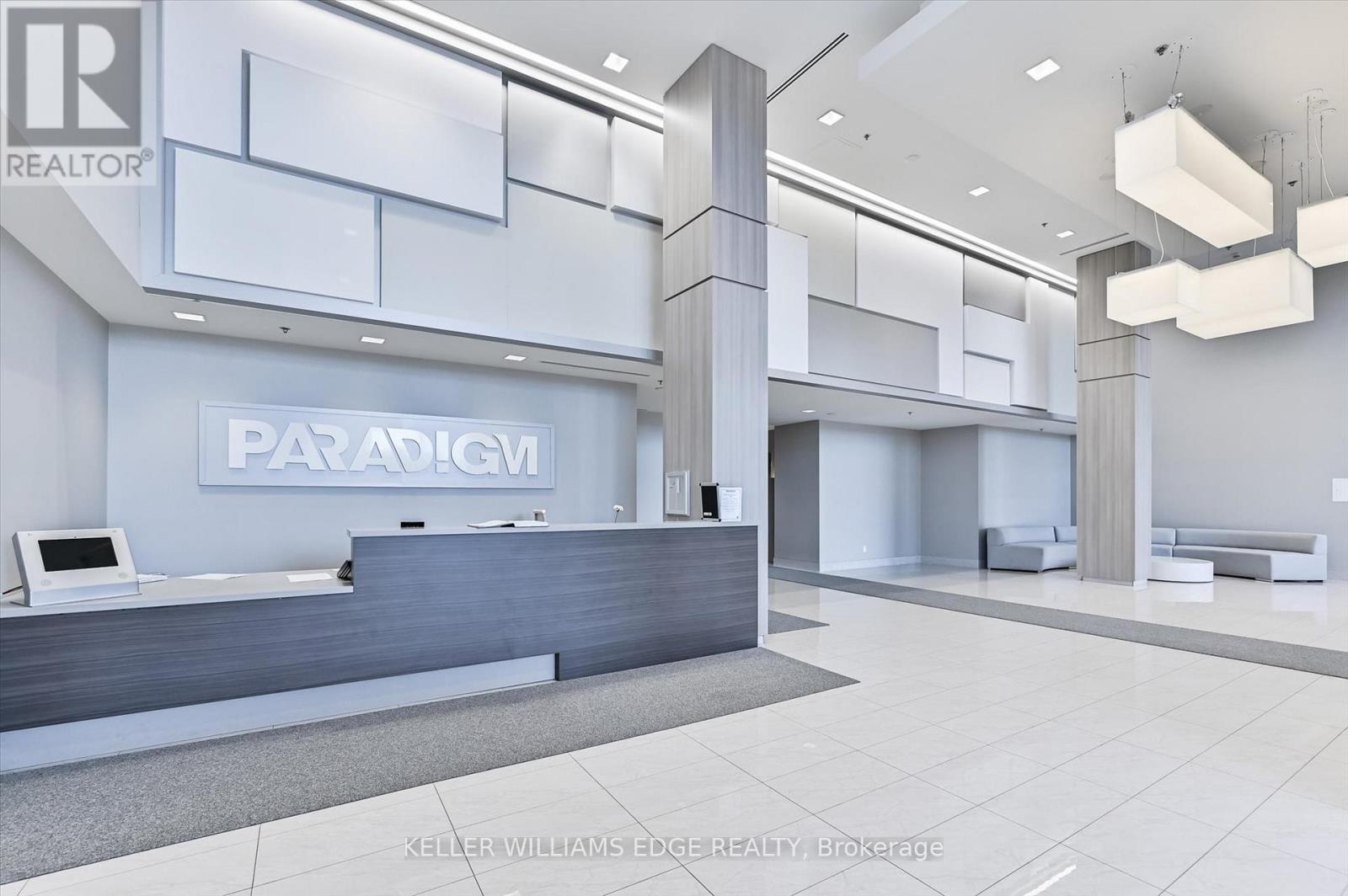 1205 - 2081 Fairview Street, Burlington, Ontario  L7R 0E4 - Photo 4 - W12918772