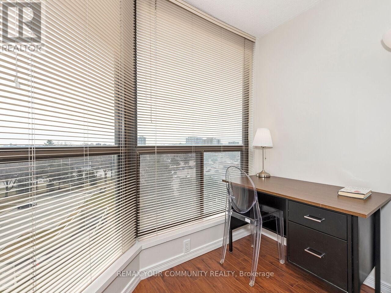 801 - 1155 Bough Beeches Boulevard, Mississauga, Ontario L4W 4N2 - Photo 30 - W12918778