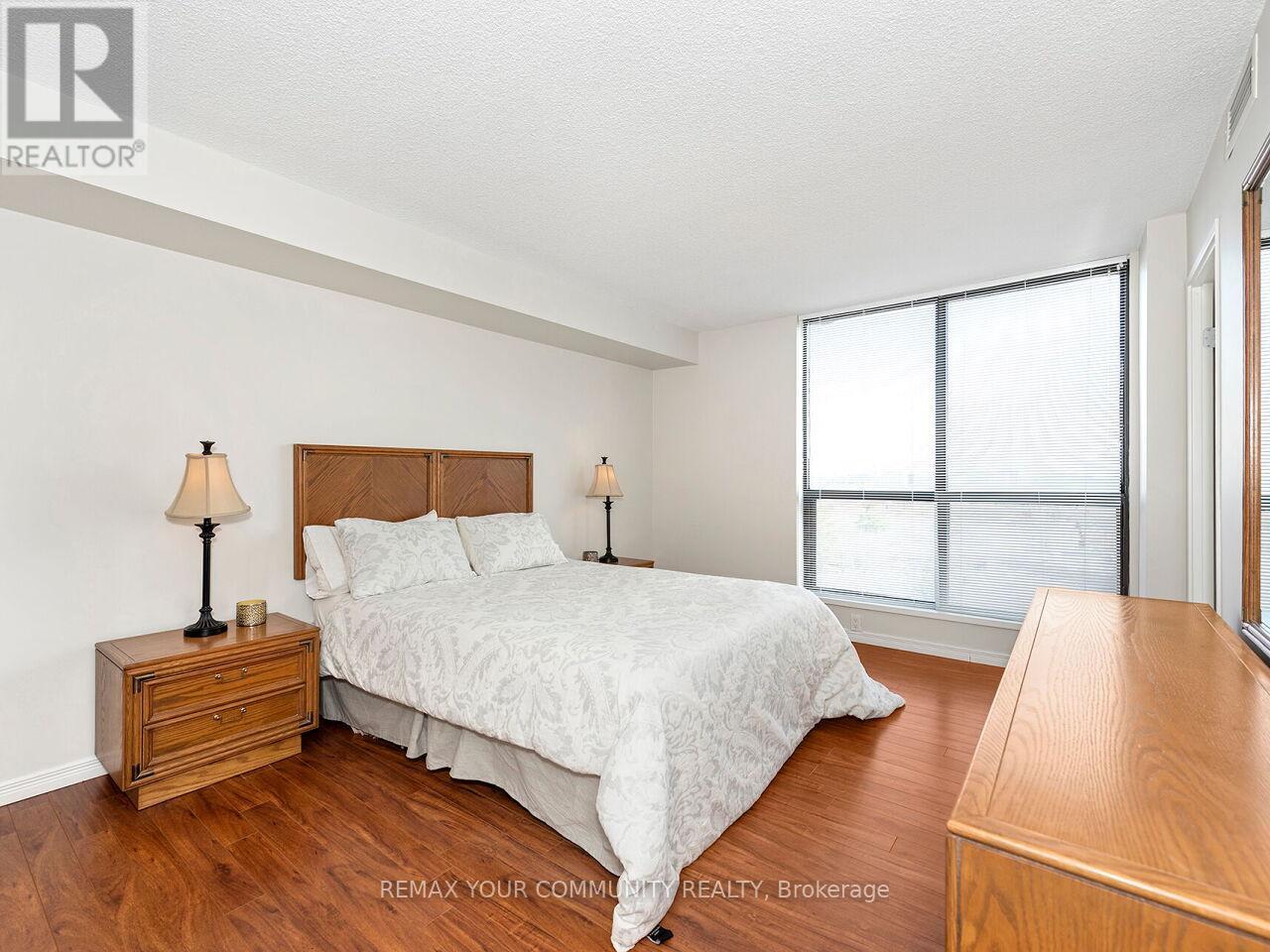 801 - 1155 Bough Beeches Boulevard, Mississauga, Ontario L4W 4N2 - Photo 38 - W12918778