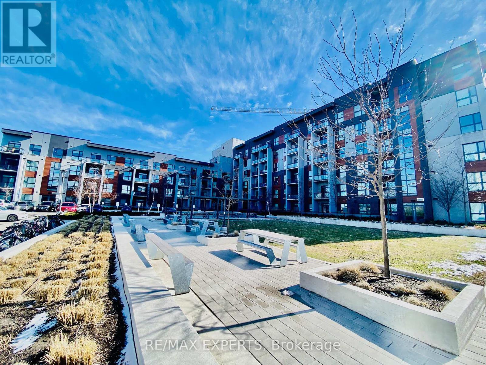 206 - 95 Dundas Street W, Oakville, Ontario  L6M 5N4 - Photo 21 - W12918788