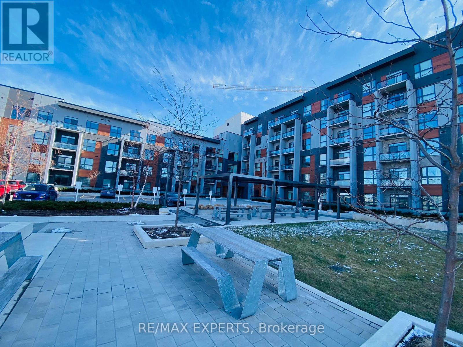 206 - 95 Dundas Street W, Oakville, Ontario  L6M 5N4 - Photo 22 - W12918788
