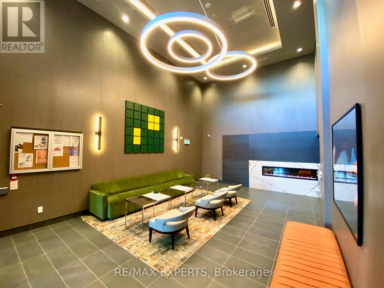 206 - 95 Dundas Street W, Oakville, Ontario  L6M 5N4 - Photo 25 - W12918788