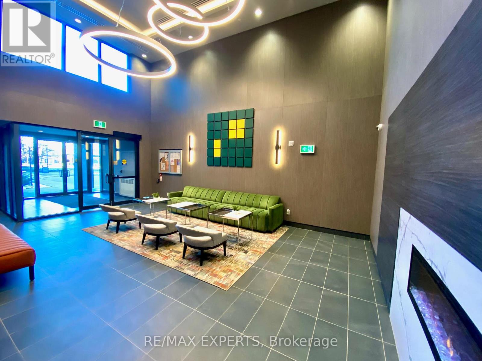 206 - 95 Dundas Street W, Oakville, Ontario  L6M 5N4 - Photo 26 - W12918788