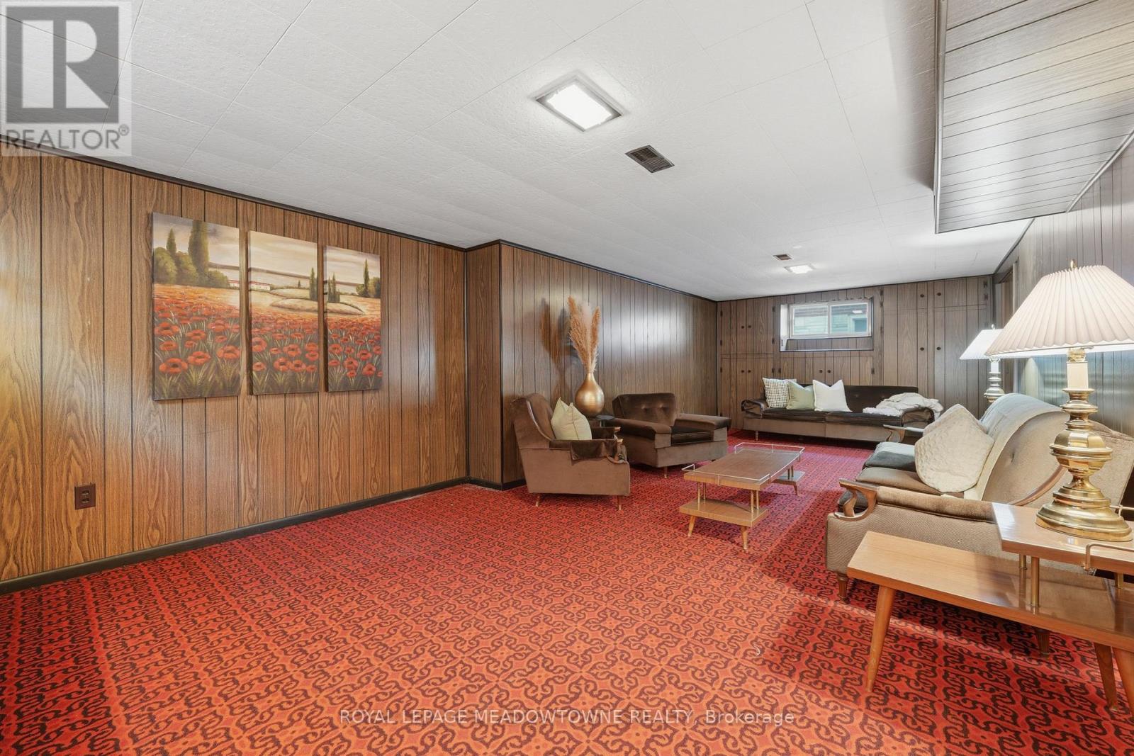 144 Silverhill Drive, Toronto (Islington-City Centre West), Ontario  M9B 3W7 - Photo 32 - W12918824