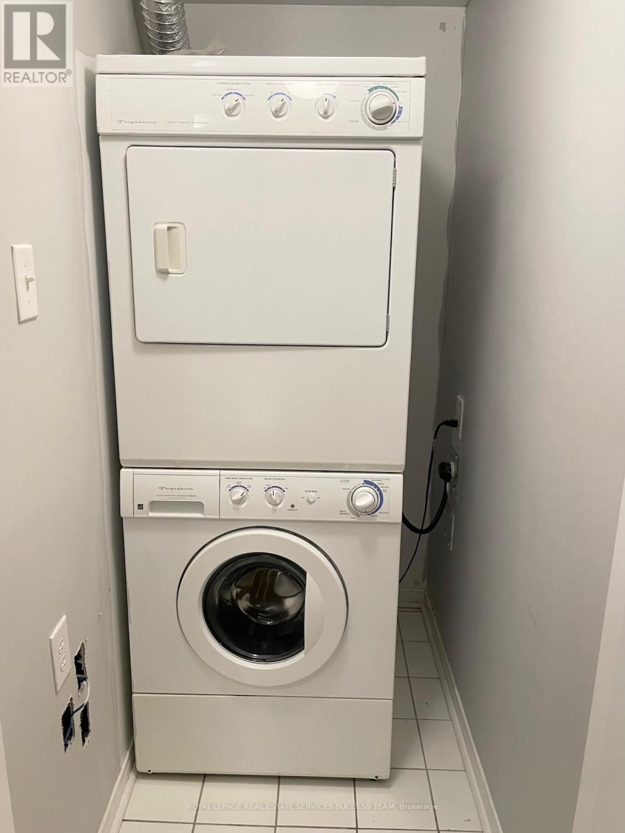 207 - 4975 Southampton Drive, Mississauga, Ontario L5M 8C5 - Photo 10 - W12918840