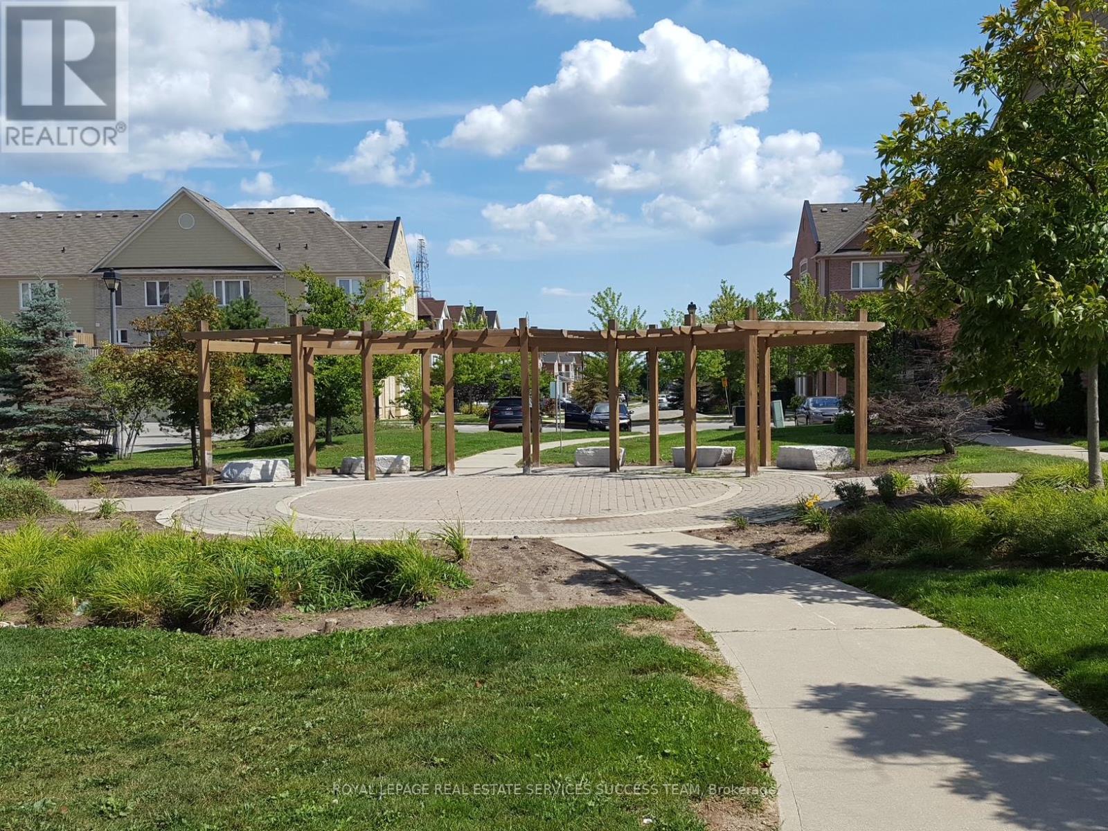 207 - 4975 Southampton Drive, Mississauga, Ontario L5M 8C5 - Photo 3 - W12918840