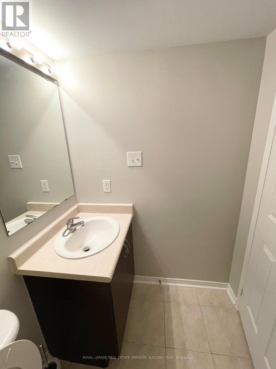 207 - 4975 Southampton Drive, Mississauga, Ontario L5M 8C5 - Photo 8 - W12918840