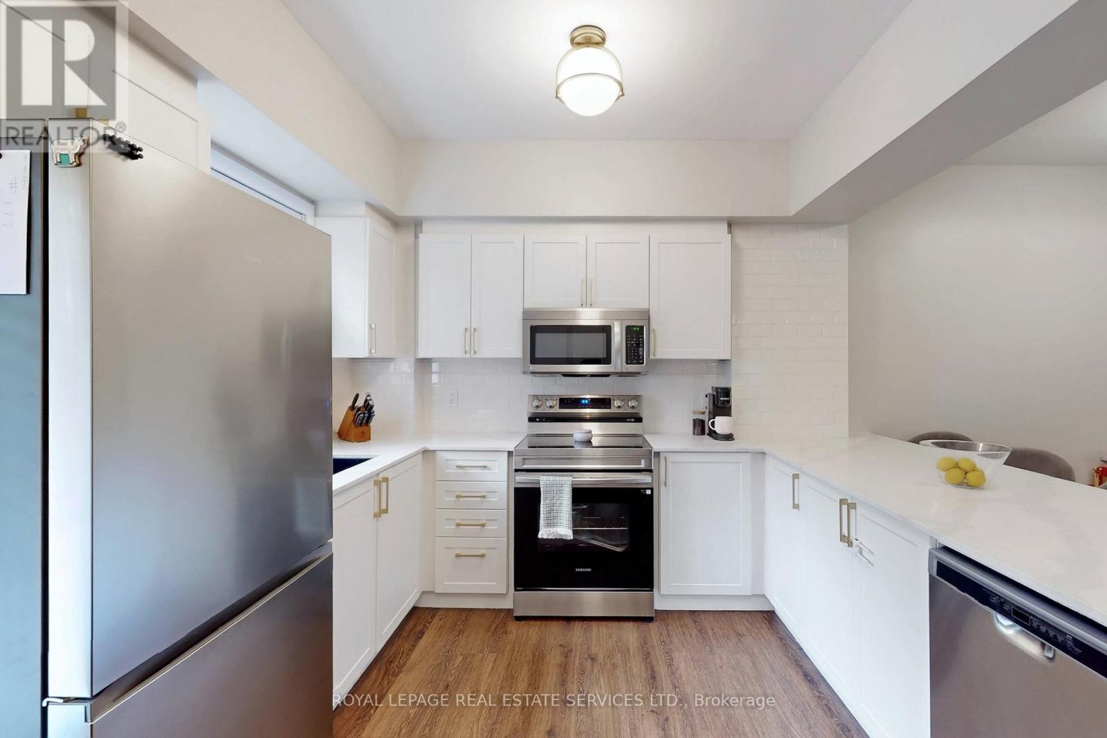 104 - 4016 Kilmer Drive, Burlington, Ontario  L7M 5A7 - Photo 10 - W12918842