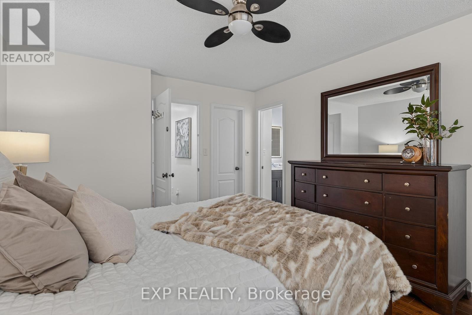 4067 Donnic Drive, Burlington, Ontario  L7M 0A5 - Photo 20 - W12918848