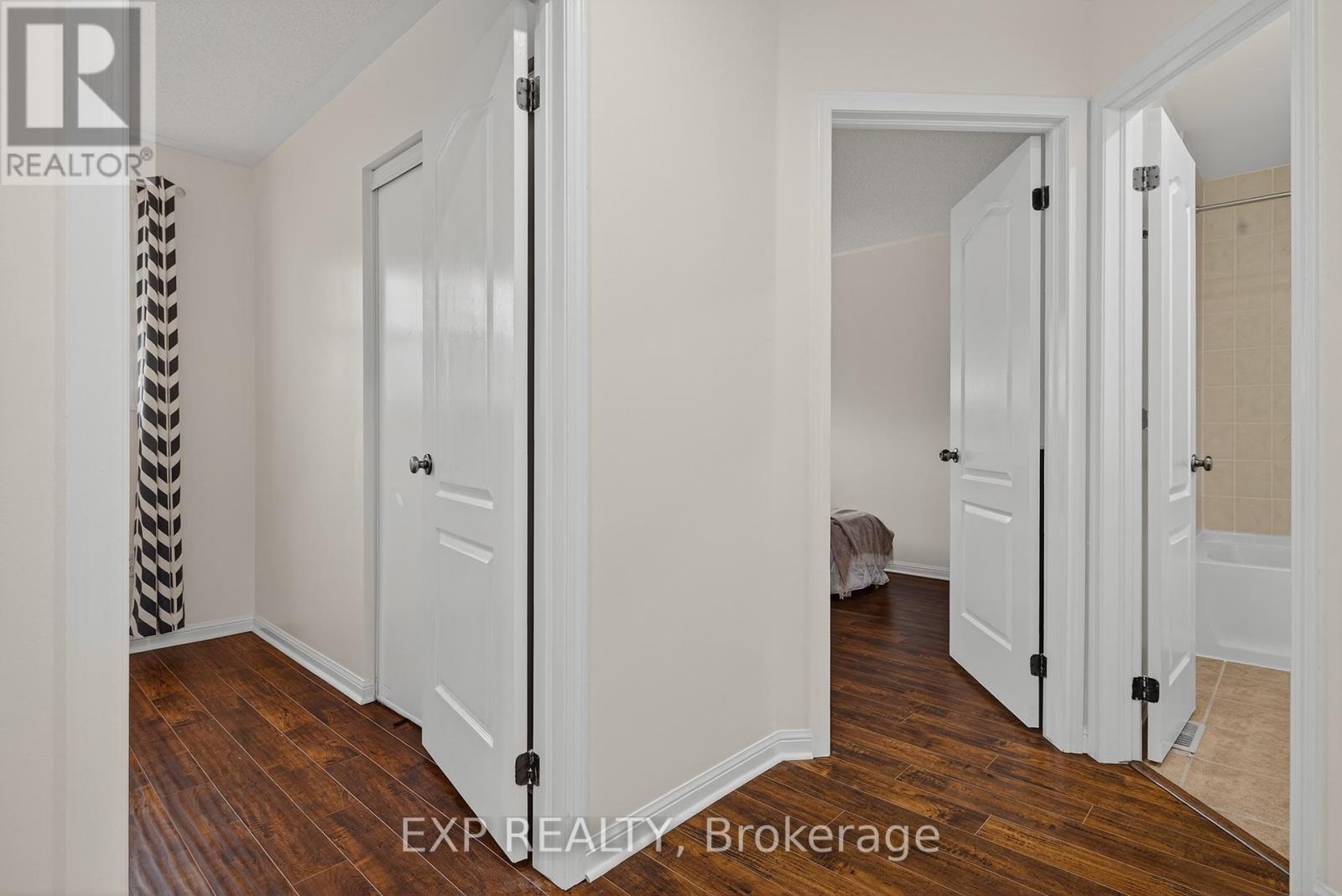 4067 Donnic Drive, Burlington, Ontario  L7M 0A5 - Photo 25 - W12918848