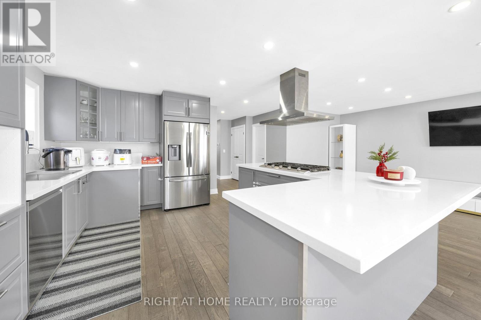 86 Topcliff Avenue, Toronto, Ontario  M3N 1L8 - Photo 16 - W12918854