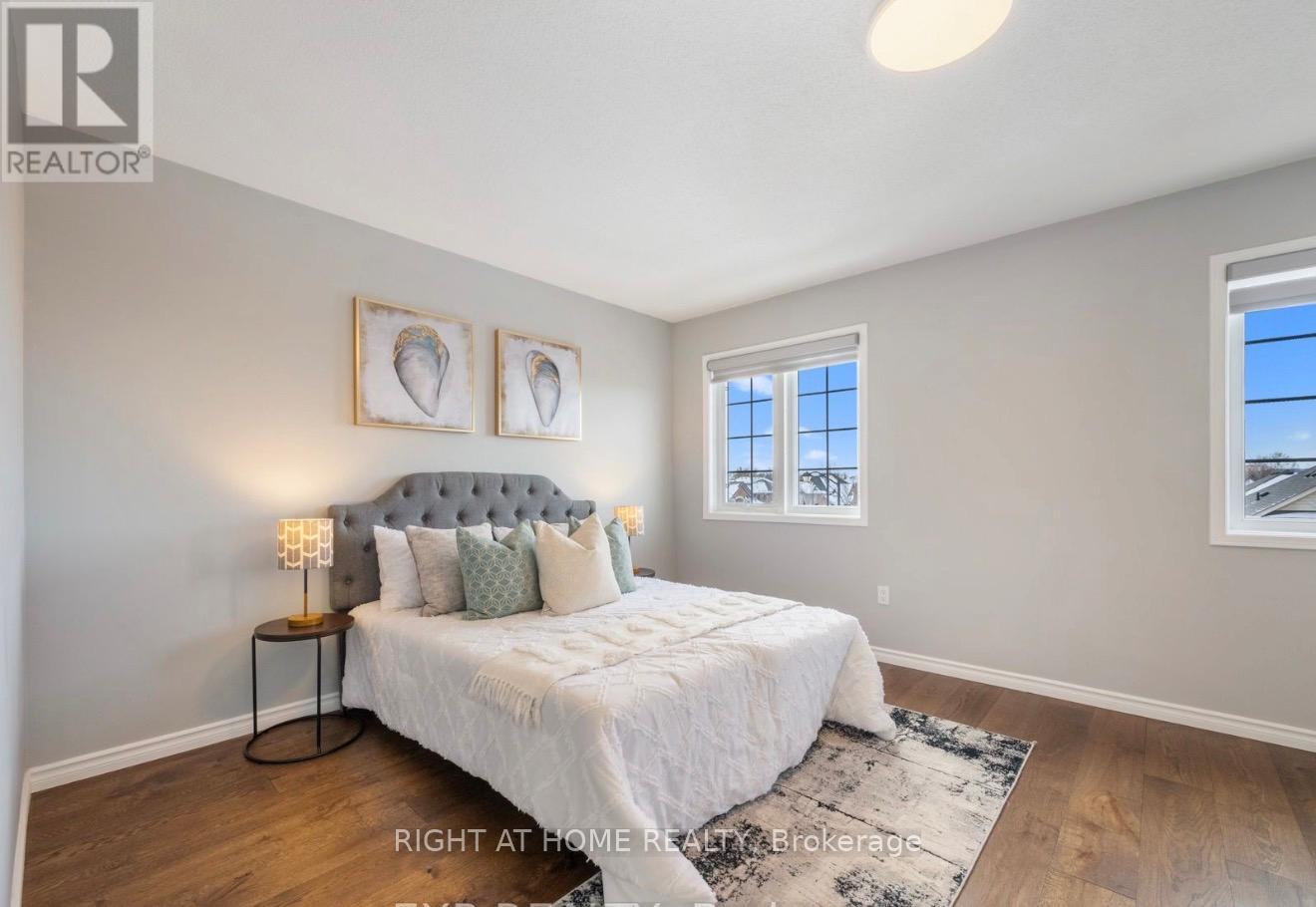 2342 Sutton Drive, Burlington, Ontario  L7L 6Y8 - Photo 14 - W12918872