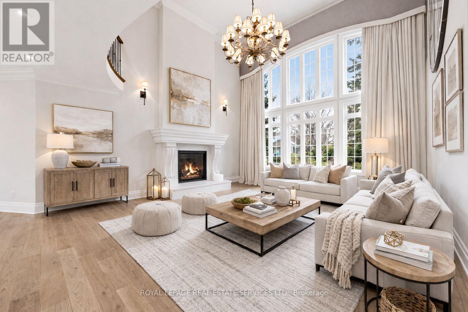 1601 Venetia Drive, Oakville, Ontario  L6L 1K8 - Photo 3 - W12918888