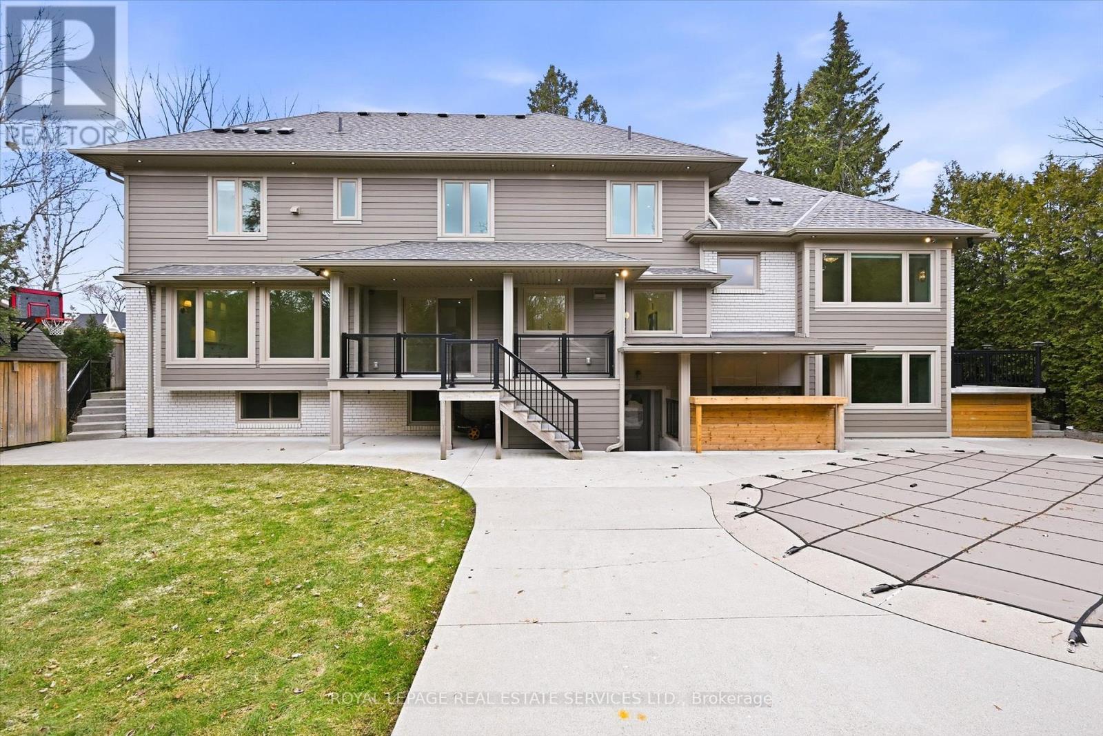 1601 Venetia Drive, Oakville, Ontario  L6L 1K8 - Photo 41 - W12918888