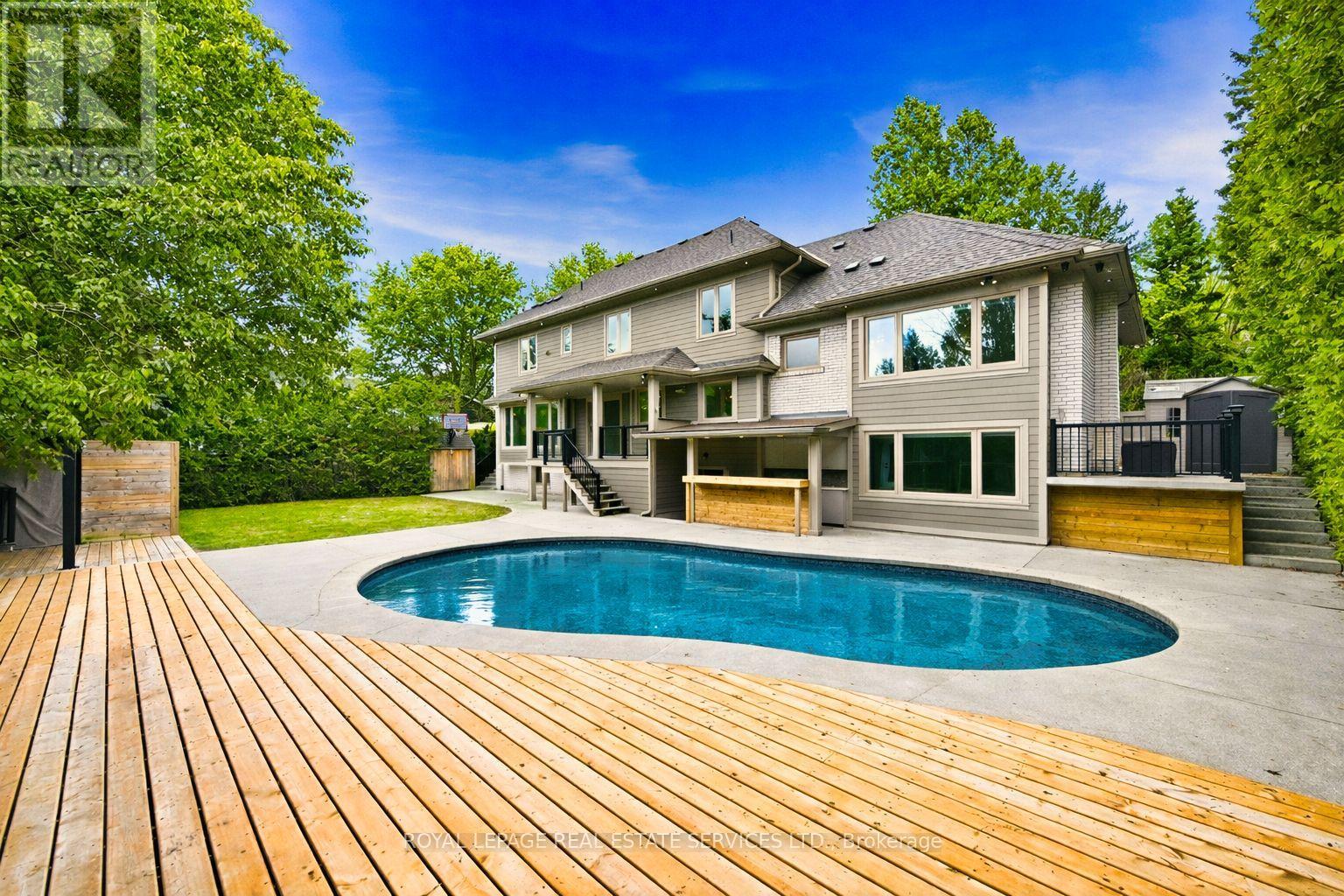 1601 Venetia Drive, Oakville, Ontario  L6L 1K8 - Photo 44 - W12918888