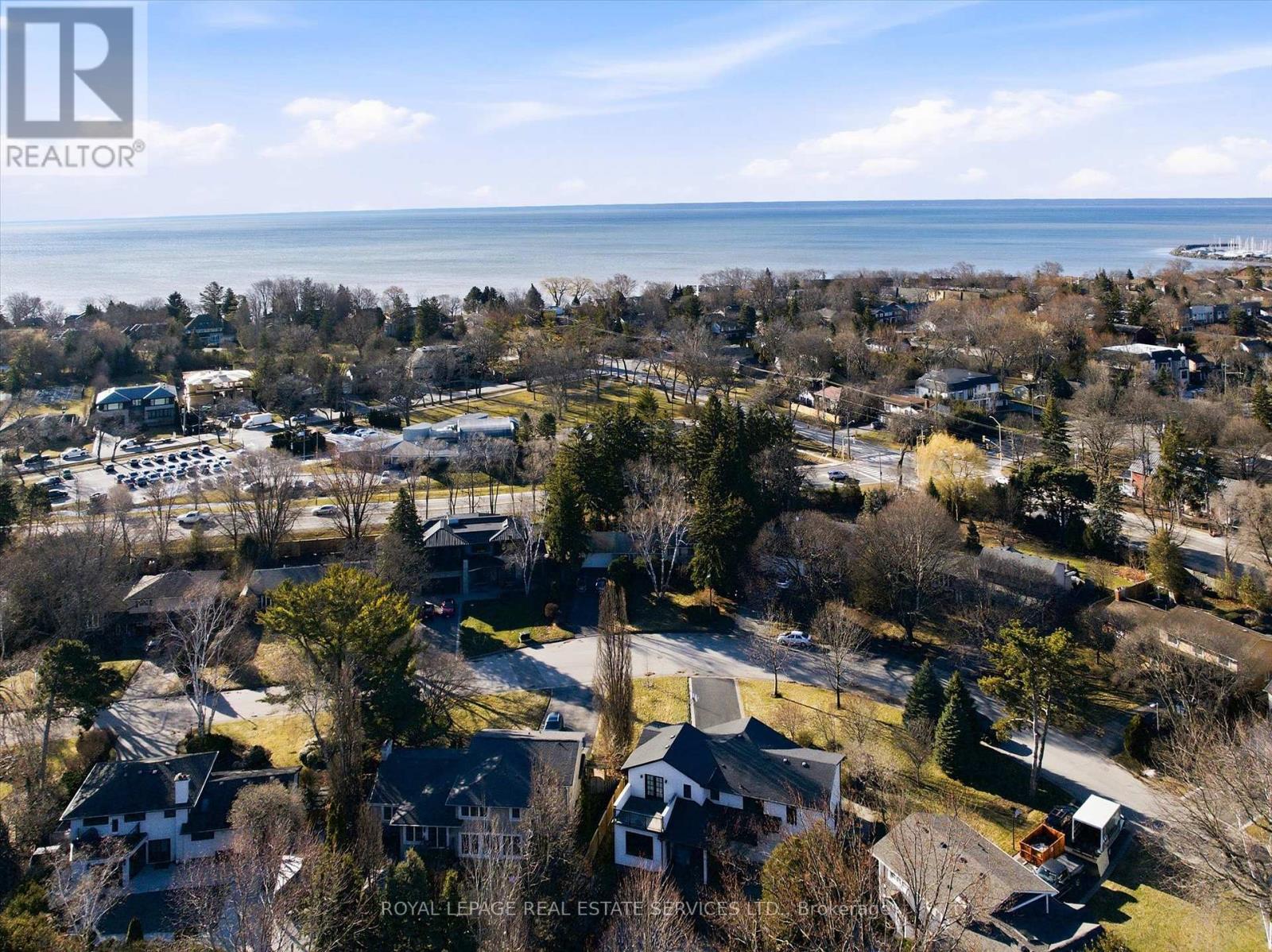 1601 Venetia Drive, Oakville, Ontario  L6L 1K8 - Photo 47 - W12918888