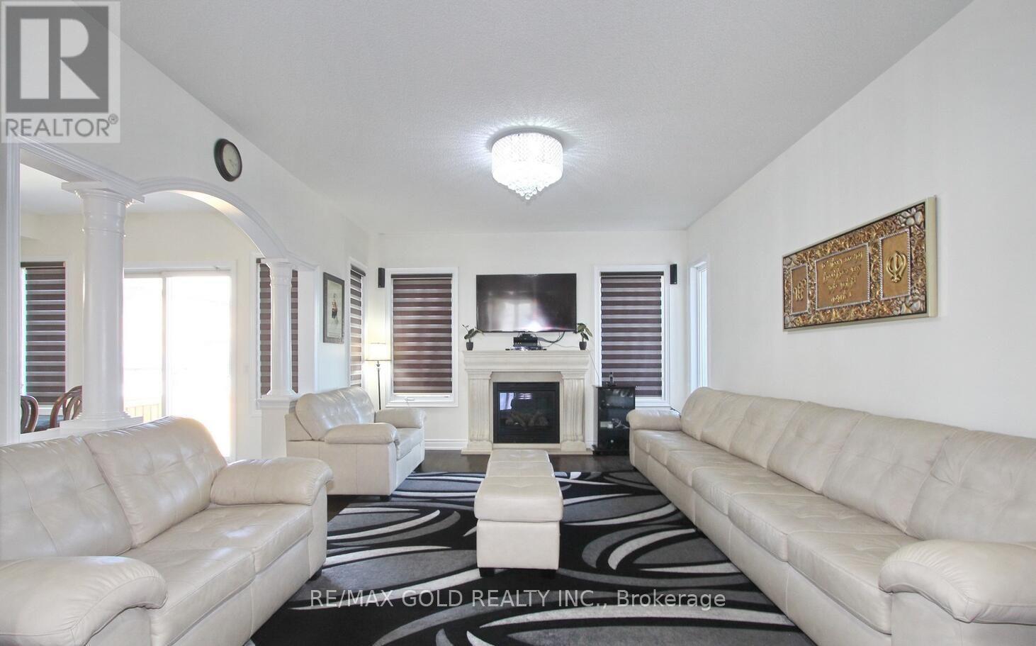 14 Ladbrook Crescent, Brampton, Ontario  L6X 5H6 - Photo 14 - W12918924