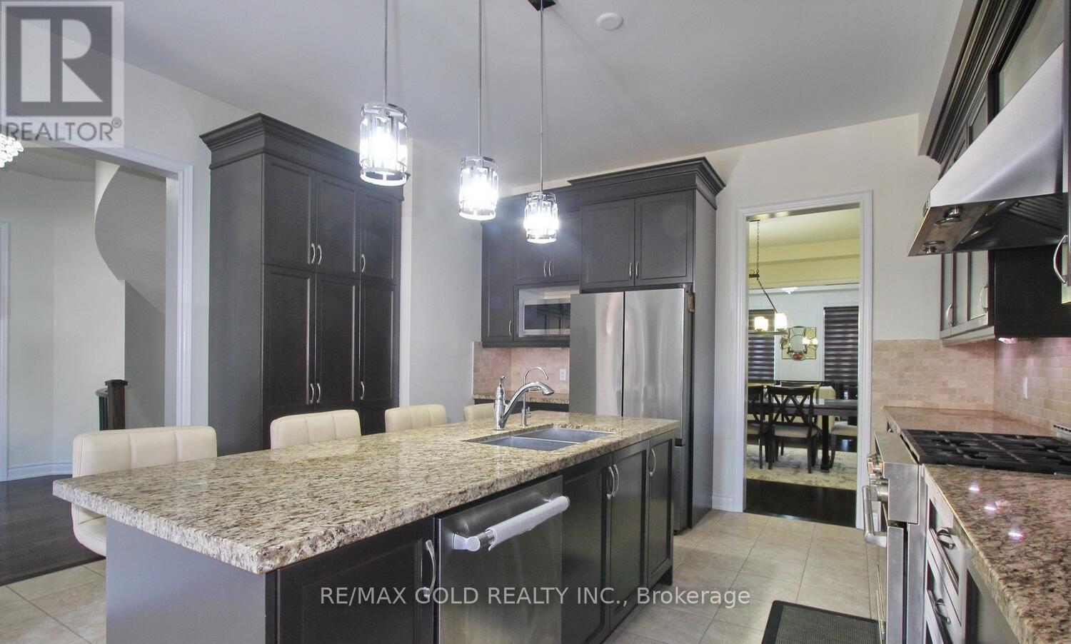 14 Ladbrook Crescent, Brampton, Ontario  L6X 5H6 - Photo 22 - W12918924