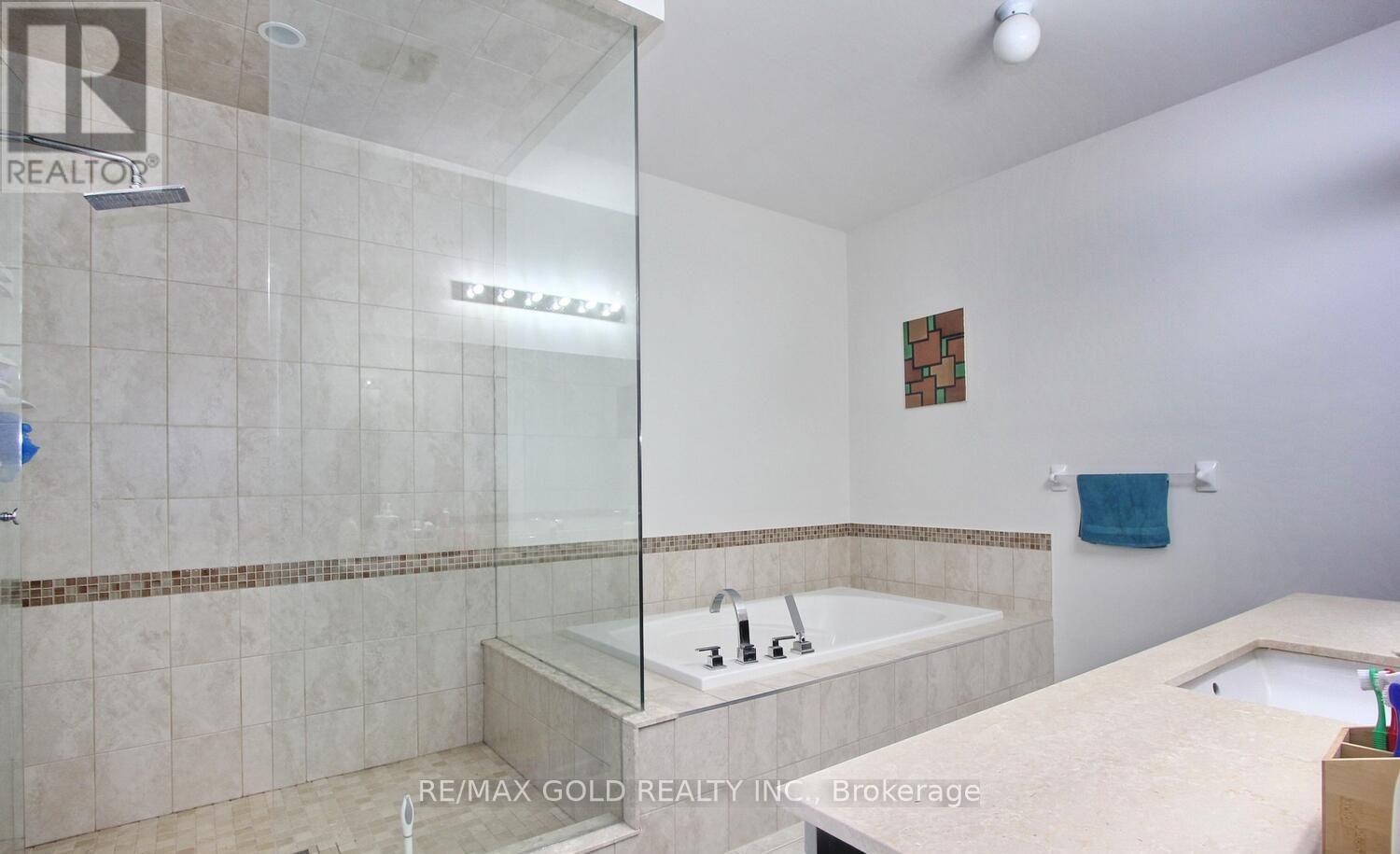 14 Ladbrook Crescent, Brampton, Ontario  L6X 5H6 - Photo 40 - W12918924