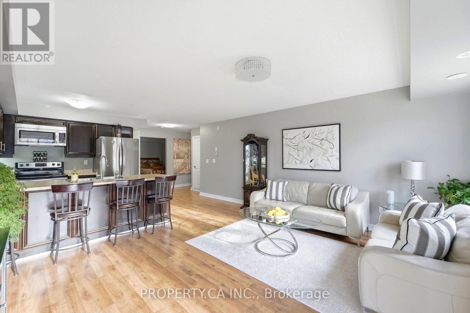 6 - 157 Isaac Devins Boulevard, Toronto, Ontario M9M 0C5 - Photo 9 - W12918938