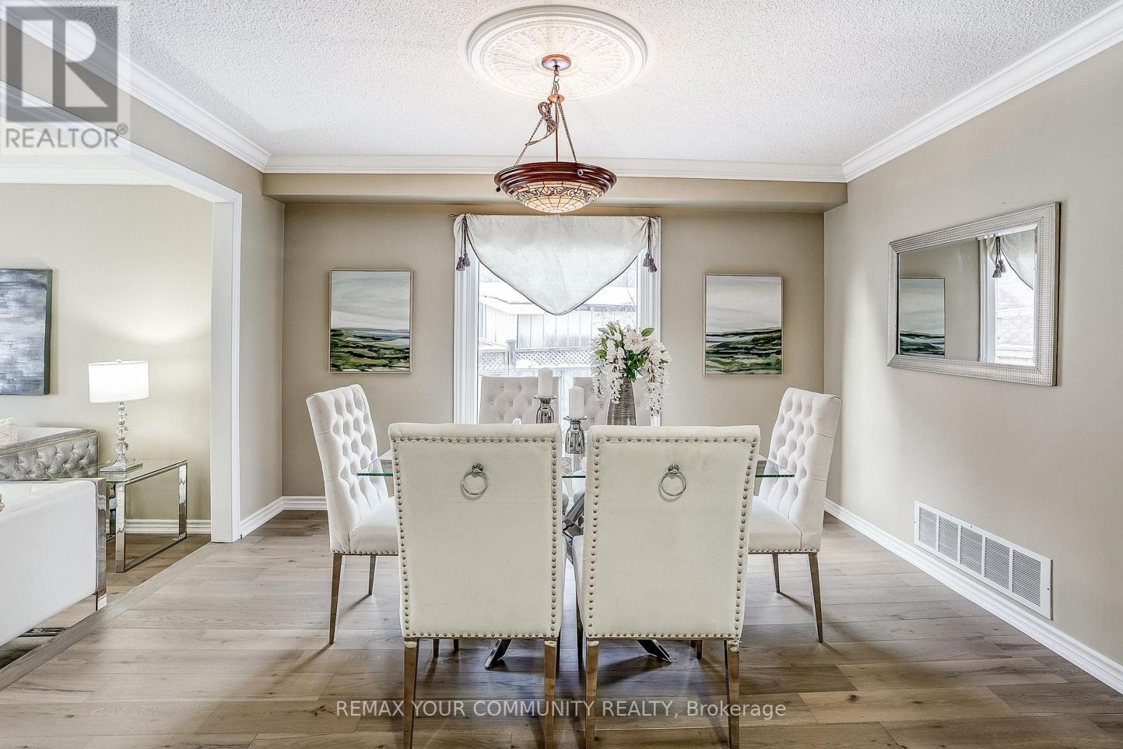 2629 Burnford Trail, Mississauga, Ontario  L5M 5E1 - Photo 10 - W12918968