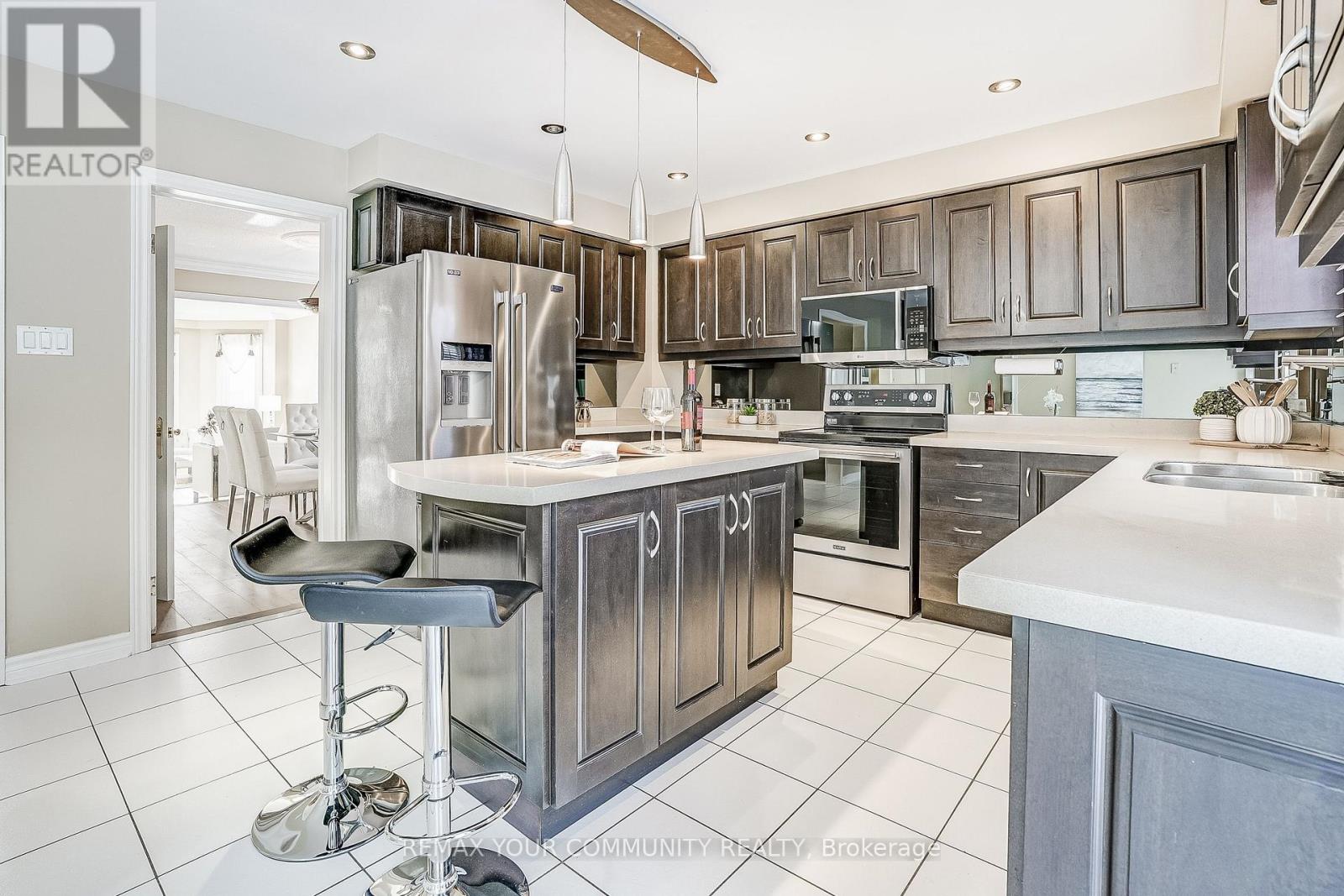 2629 Burnford Trail, Mississauga, Ontario  L5M 5E1 - Photo 13 - W12918968