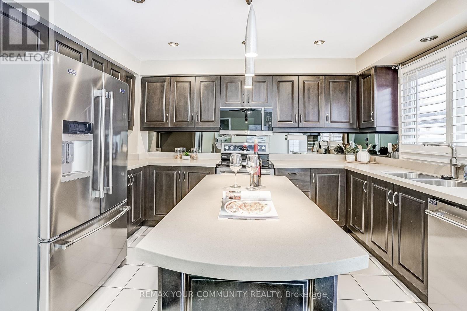 2629 Burnford Trail, Mississauga, Ontario  L5M 5E1 - Photo 14 - W12918968