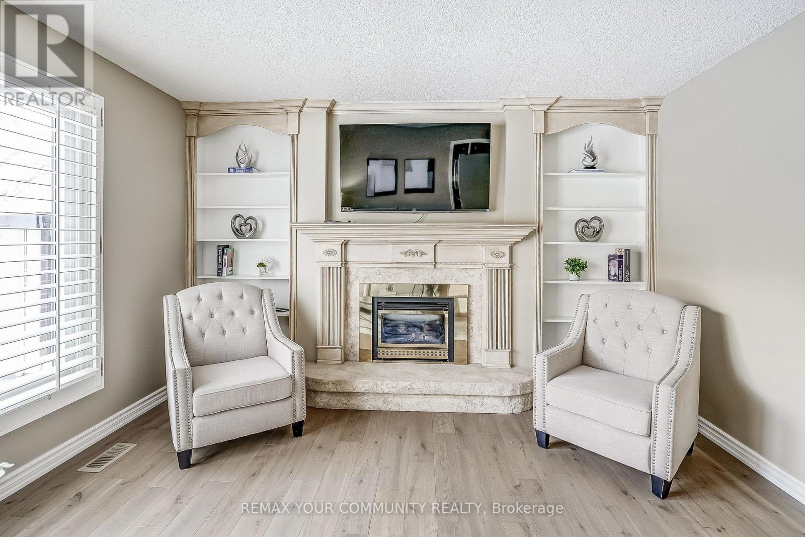 2629 Burnford Trail, Mississauga, Ontario  L5M 5E1 - Photo 19 - W12918968