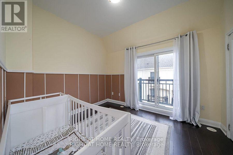 18 - 3077 Cawthra Road, Mississauga, Ontario  L5A 2X4 - Photo 11 - W12919024