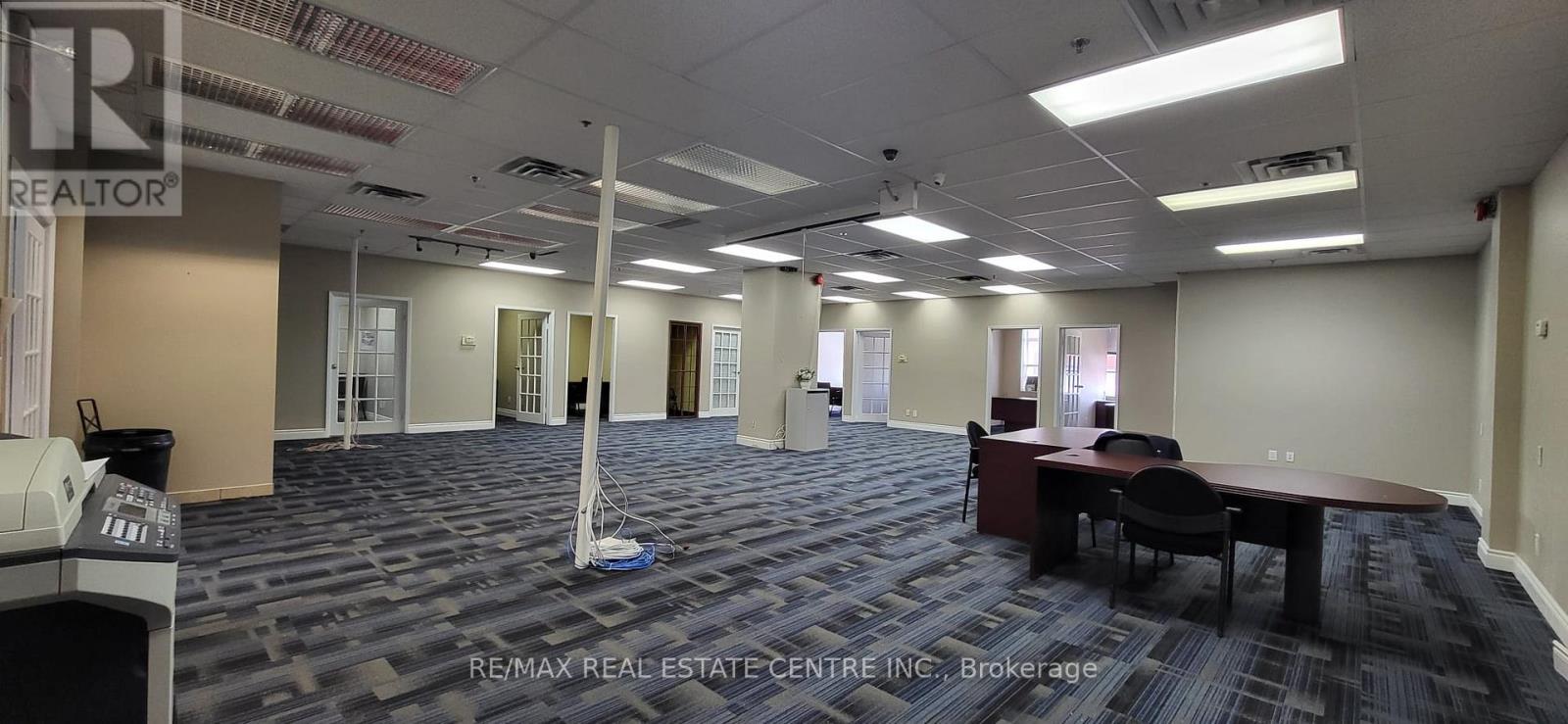 220-221 - 1550 South Gateway Road, Mississauga, Ontario L4W 5G6 - Photo 21 - W12919030