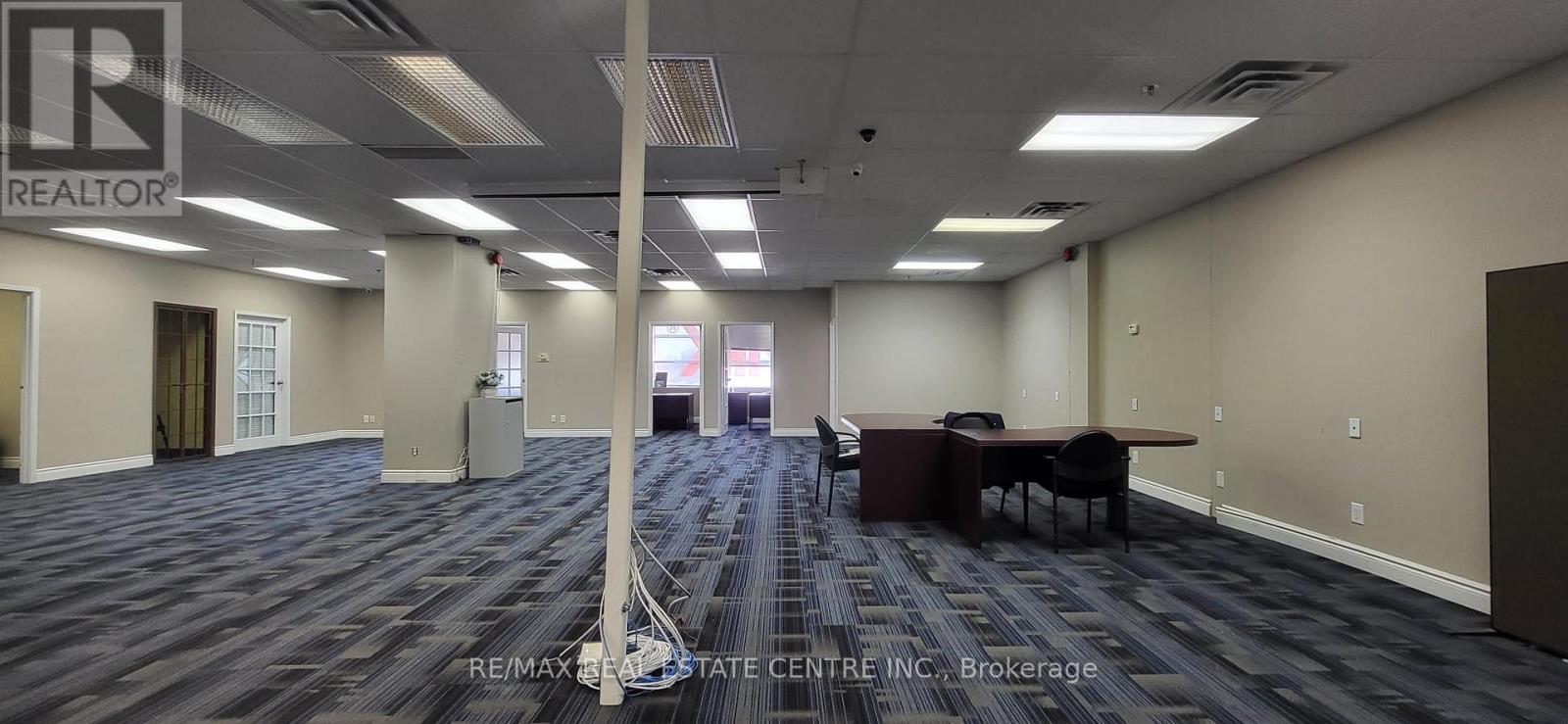 220-221 - 1550 South Gateway Road, Mississauga, Ontario L4W 5G6 - Photo 22 - W12919030