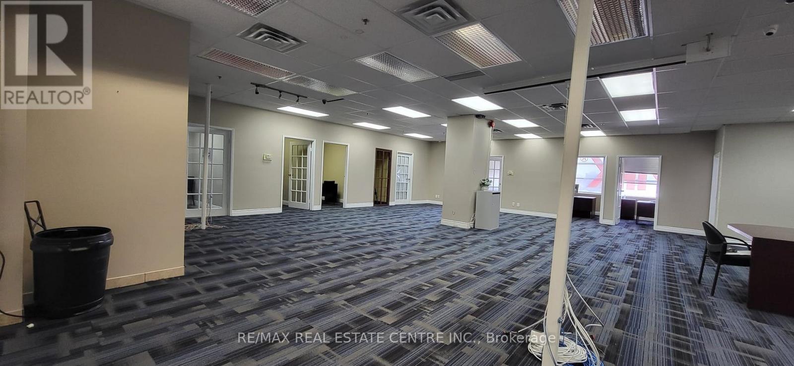 220-221 - 1550 South Gateway Road, Mississauga, Ontario L4W 5G6 - Photo 23 - W12919030