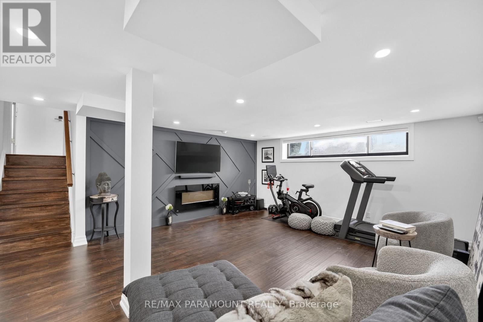 10 Farmington Drive, Brampton (Brampton East), Ontario  L6W 2V2 - Photo 30 - W12919046