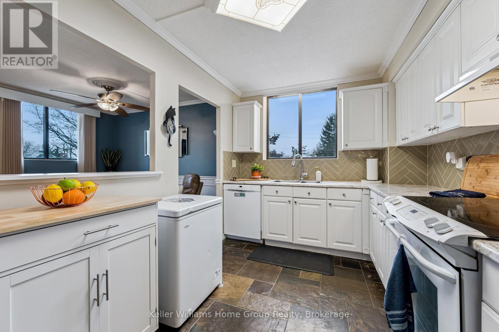 201 - 93 Westwood Road, Guelph, Ontario  N1H 7J7 - Photo 10 - X12915948