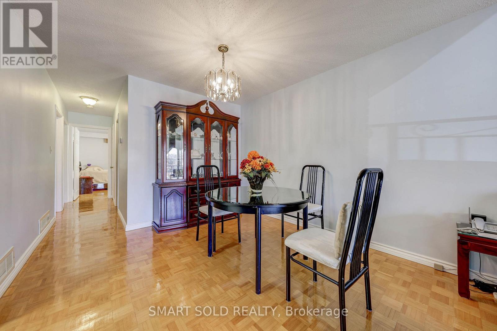 59 Chapman Avenue, Toronto, Ontario  M4B 1C6 - Photo 19 - E12917664