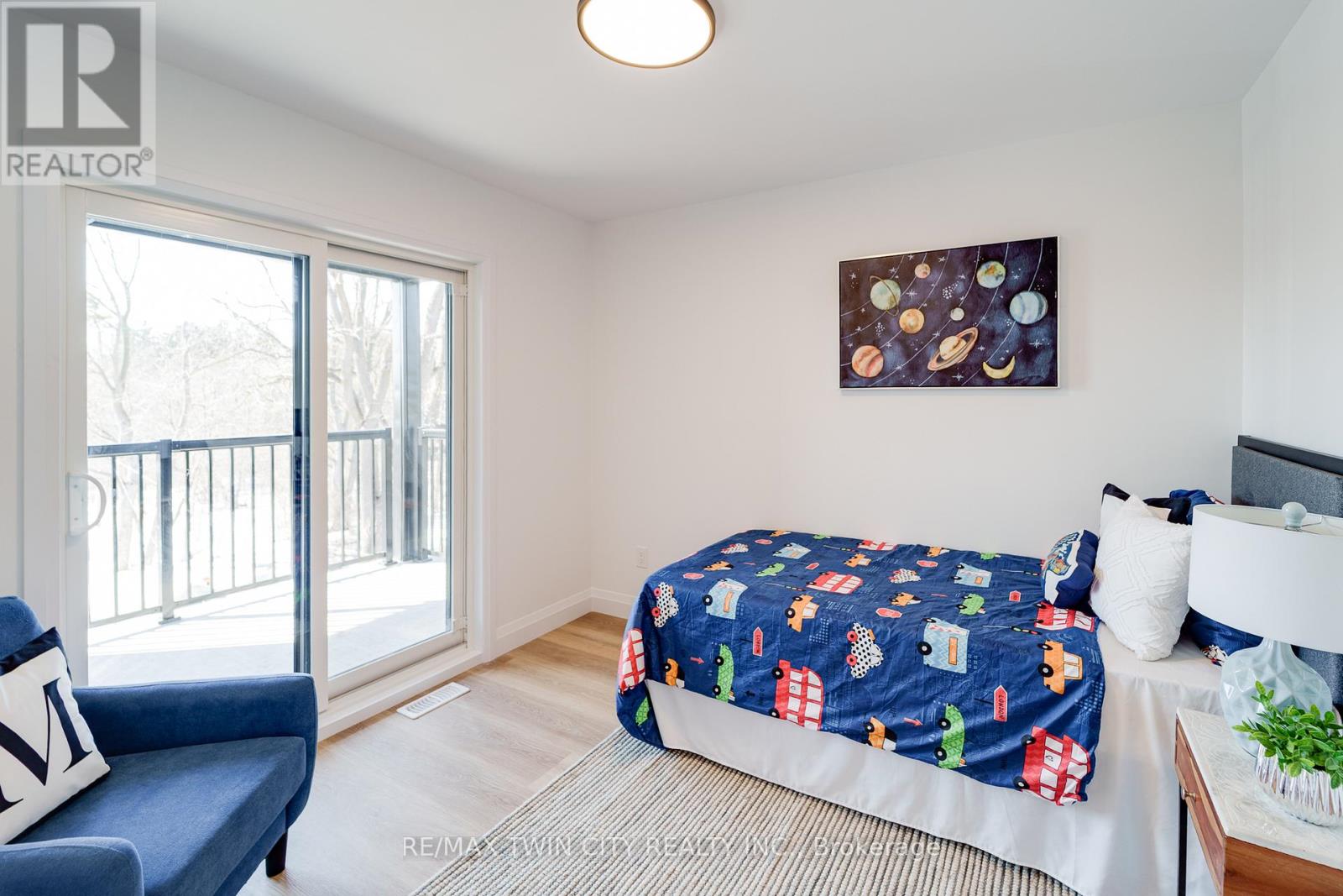 2 - 825 Stirling Avenue S, Kitchener, Ontario  N2M 3K4 - Photo 21 - X12918722