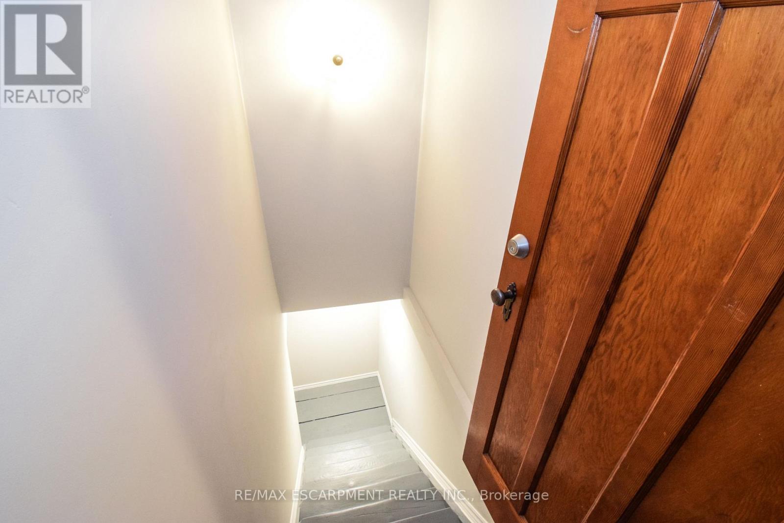 264 Hellems Avenue, Welland, Ontario  L3B 3B7 - Photo 15 - X12918792