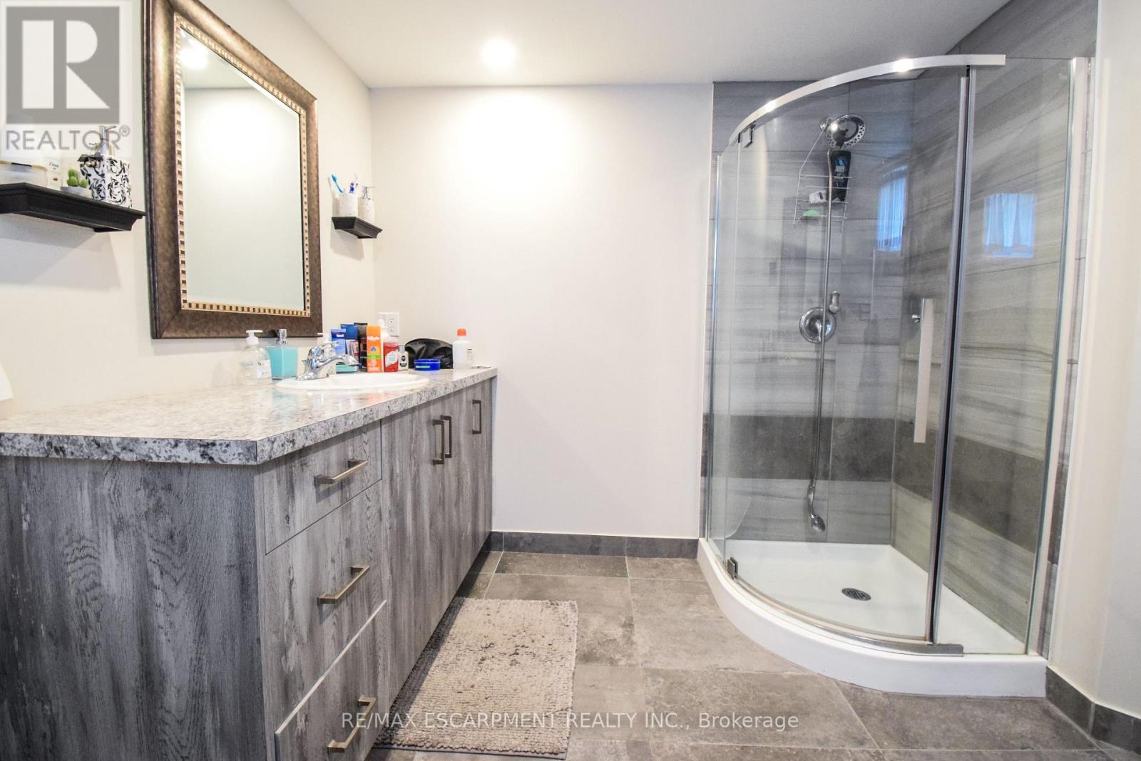 264 Hellems Avenue, Welland, Ontario  L3B 3B7 - Photo 29 - X12918792