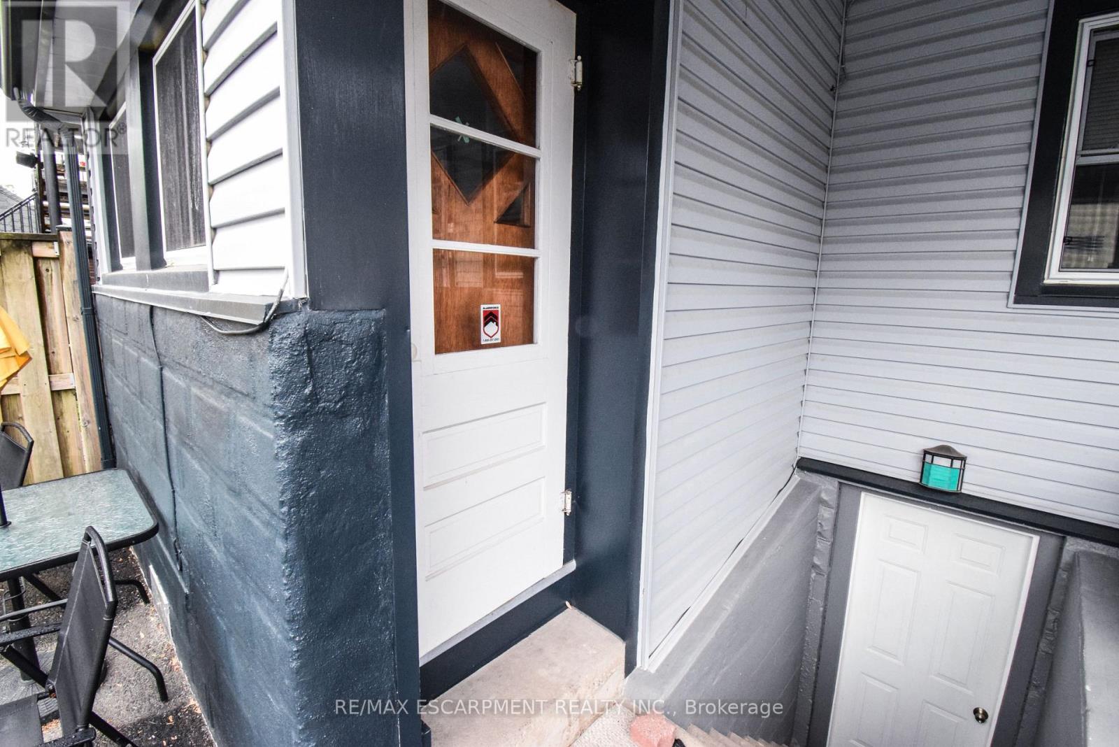 264 Hellems Avenue, Welland, Ontario  L3B 3B7 - Photo 8 - X12918792